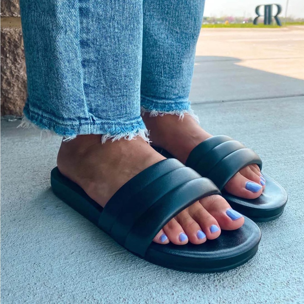 Seychelles Black Padded Slide Sandals